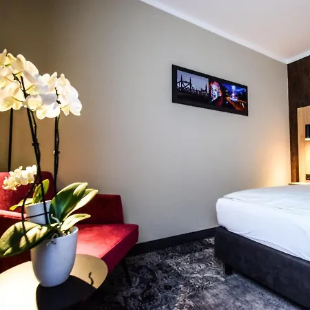 Hotel Akzent Roter Löwe 3*