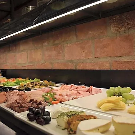 Hotel Akzent Roter Löwe 3*