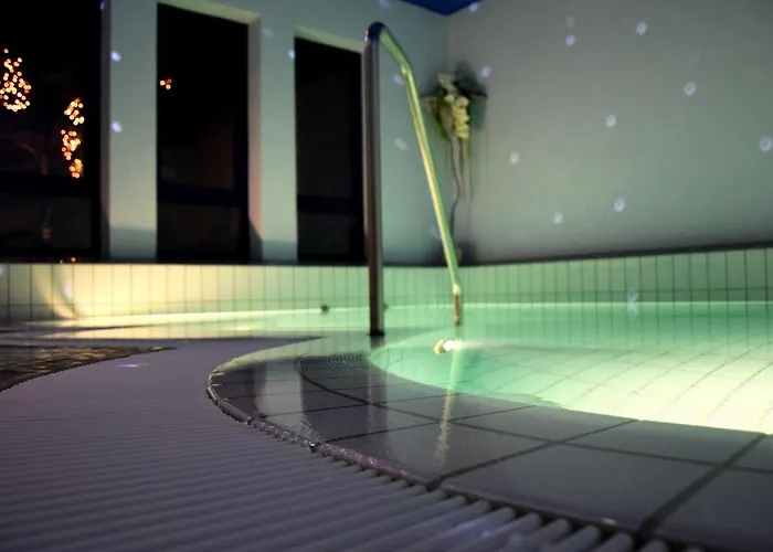 Roter Loewe Otel Ulm